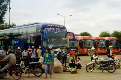 Dịch vụ vận tải tính chuyện tăng giá cước theo xăng